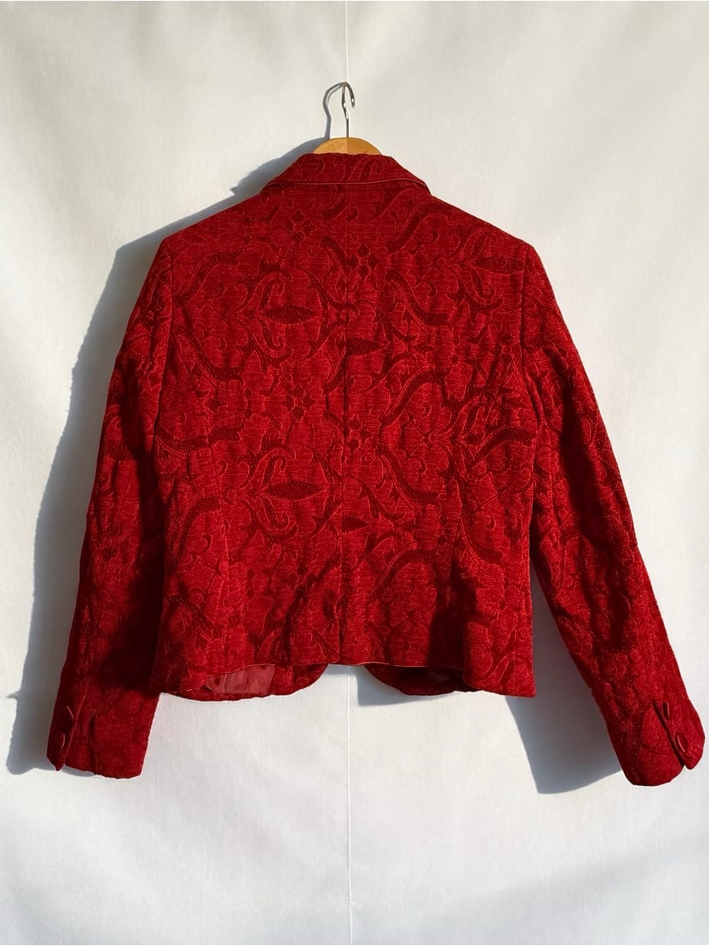 Nine West Red Velvet Tapestry Cropped Blazer - Picture 3 of 8